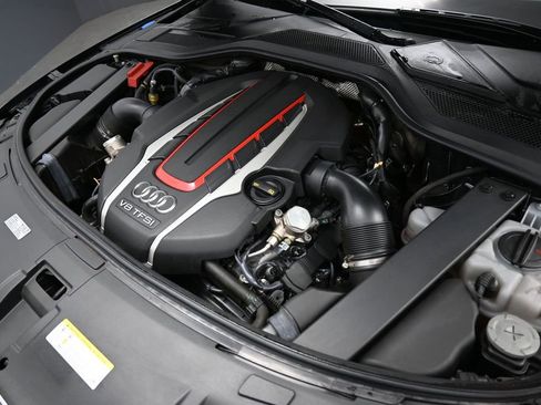 Used 2014 Audi S8 AWD/4WD image 10