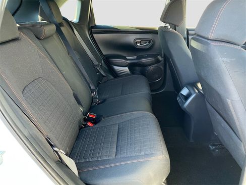 Used 2025 Honda HR-V Sport image 25