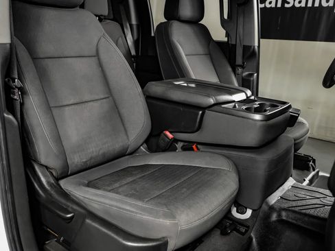 Used 2022 Chevrolet Silverado 2500 LT AWD/4WD image 30
