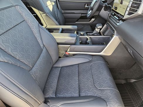 Used 2024 Toyota Tundra Limited image 13