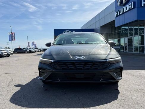 New 2026 Hyundai Elantra SEL Sport Premium FWD image 2