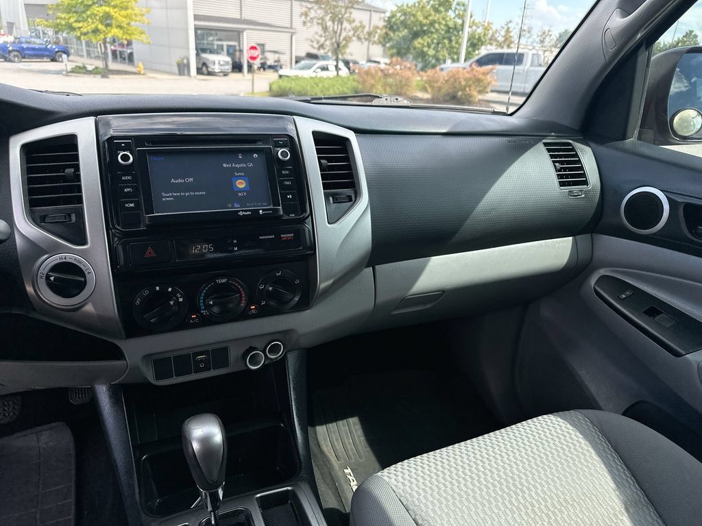 Used 2014 Toyota Tacoma 4x4 Double Cab w/ SR5 Package image 20