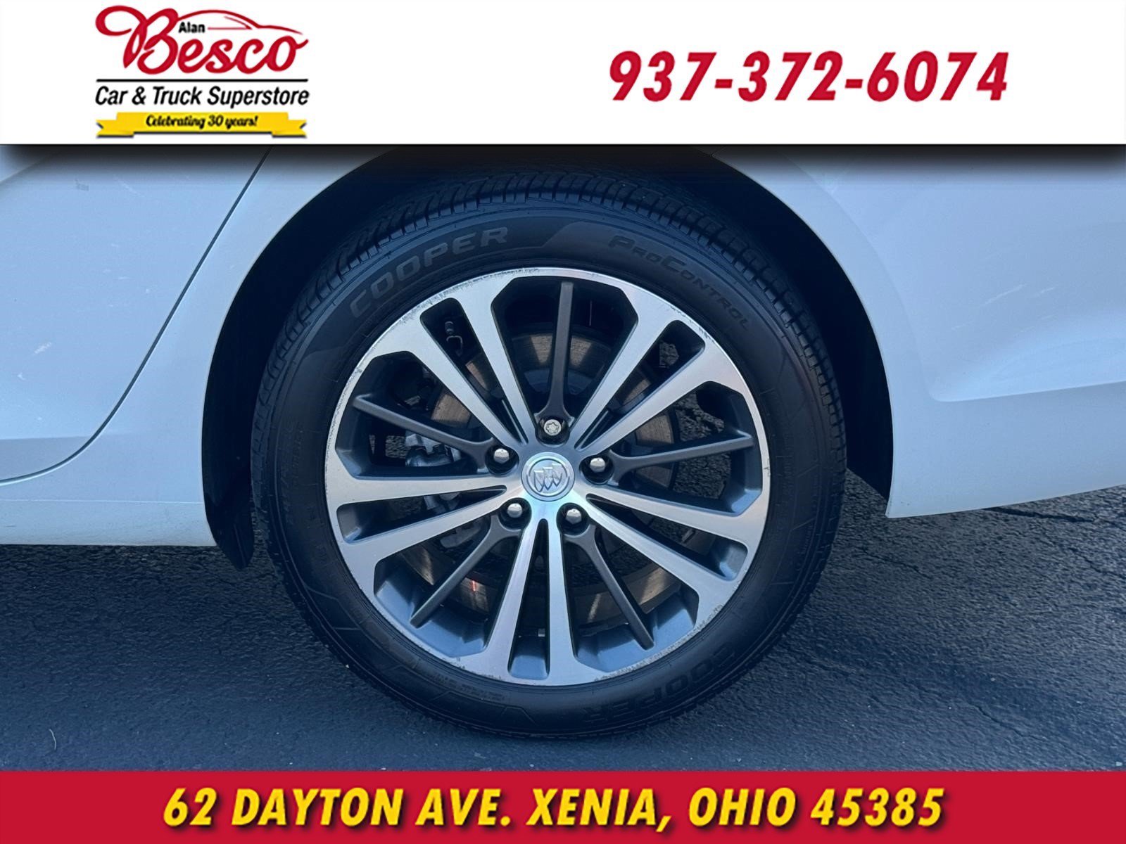 Used 2018 Buick Regal Essence w/ Driver Confidence Package #1 FWD image 6