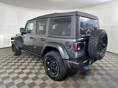 Used 2023 Jeep Wrangler Unlimited w/ Cold Weather Group image 5