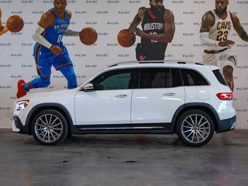 Used 2022 Mercedes-Benz GLB 250 image 18