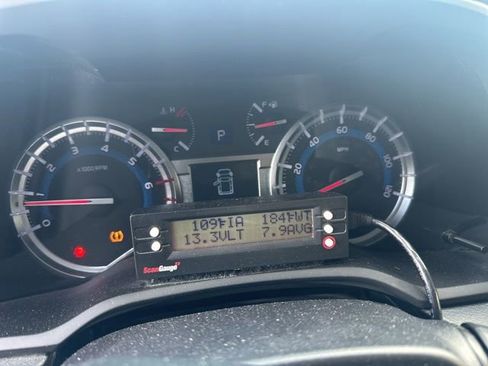 Used 2019 Toyota 4Runner TRD Off-Road image 13