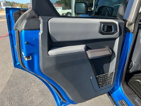Used 2023 Ford Bronco Black Diamond image 37