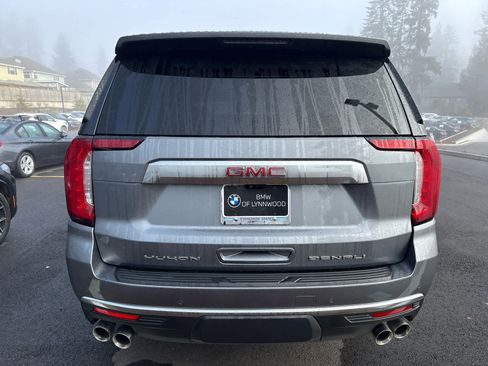 Used 2022 GMC Yukon Denali w/ Denali Premium Package image 5