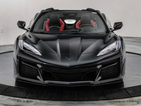 Used 2024 Chevrolet Corvette Z06 RWD image 38