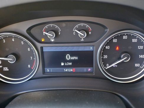 Used 2024 Buick Enclave Essence w/ Experience Buick Package image 27