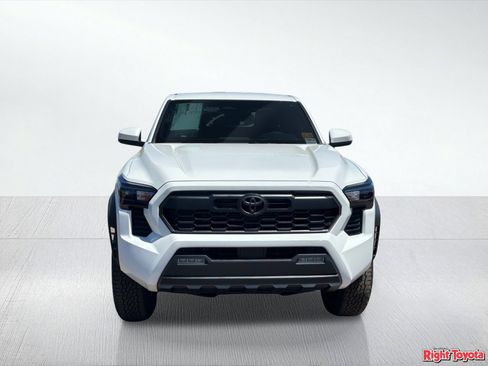 New 2026 Toyota Tacoma SR5 RWD image 9
