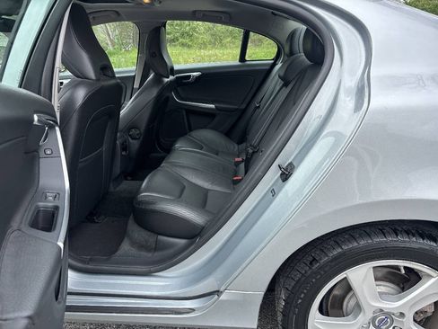 Used 2013 Volvo S60 T5 FWD image 21