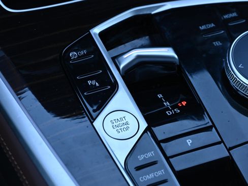 Certified 2026 BMW X5 sDrive40i image 19