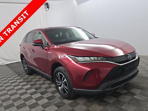 Used 2021 Toyota Venza LE w/ Carpet Mat Package (TMS) AWD/4WD image 5