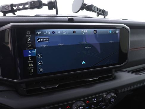 Used 2025 Jeep Gladiator Rubicon w/ Safety Group image 8