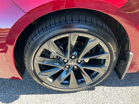 Certified 2025 Toyota Corolla SE image 9