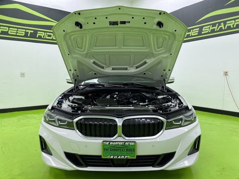 Used 2025 BMW 330i xDrive Sedan AWD/4WD image 4