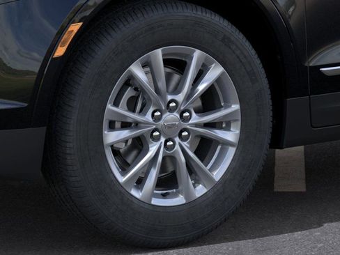 New 2026 Cadillac XT5 Luxury image 9