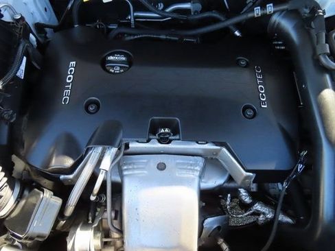 Used 2018 GMC Terrain SLT image 39