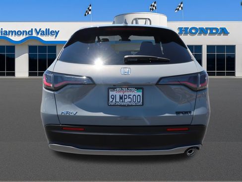Used 2024 Honda HR-V Sport image 5