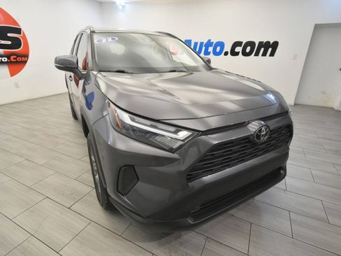 Used 2022 Toyota RAV4 XLE w/ Convenience Package AWD/4WD image 7