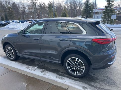 Used 2025 Audi Q5 Premium Plus w/ Premium Plus image 38