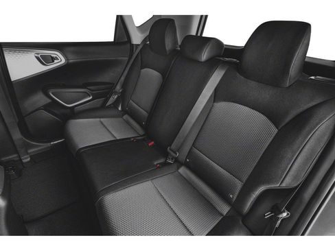 Used 2023 Kia Soul LX w/ LX Technology Package FWD image 9