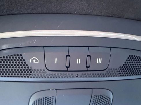 Used 2016 Audi A8 L 4.0T image 46