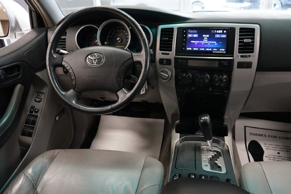 Used 2007 Toyota 4Runner Limited AWD/4WD image 7