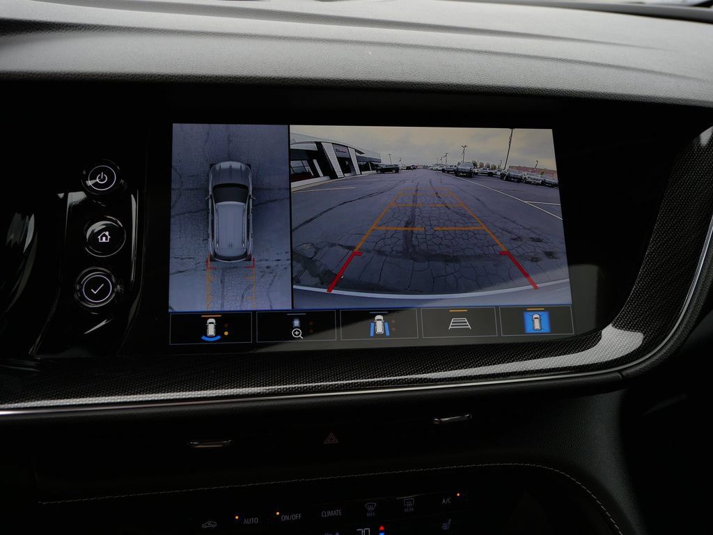 Used 2021 Buick Envision Essence w/ Technology Package I AWD/4WD image 31