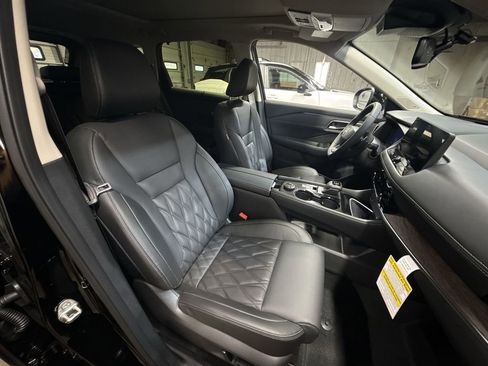 New 2026 Nissan Rogue Platinum w/ Platinum Premium Package image 26