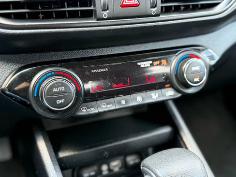 Used 2019 Kia Forte LXS image 27