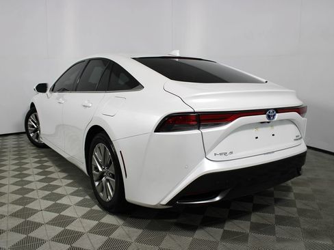 Used 2021 Toyota Mirai w/ Advanced Technology Package RWD image 34