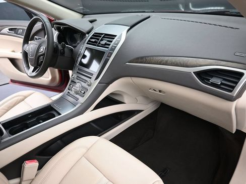Used 2017 Lincoln MKZ Select AWD/4WD image 16