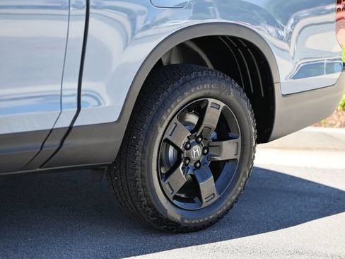 Used 2026 Honda Ridgeline Black Edition image 6