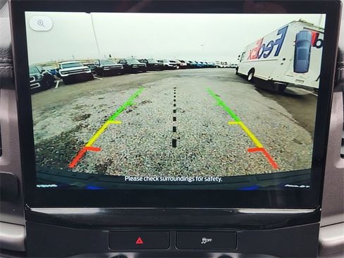 Used 2022 Ford Expedition XLT image 19