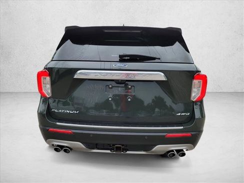 Used 2022 Ford Explorer Platinum w/ Equipment Group 601A AWD/4WD image 6