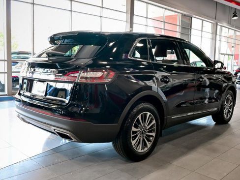 Used 2021 Lincoln Nautilus Reserve FWD image 5