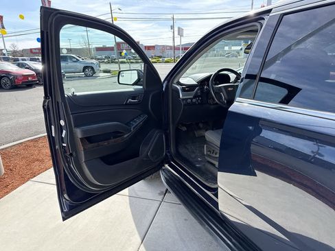 Used 2020 Chevrolet Tahoe LS w/ Max Trailering Package AWD/4WD image 10