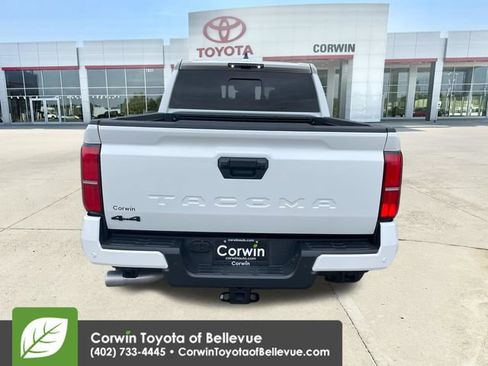 Used 2024 Toyota Tacoma TRD Off-Road w/ TRD Off Road Upgrade Package AWD/4WD image 8