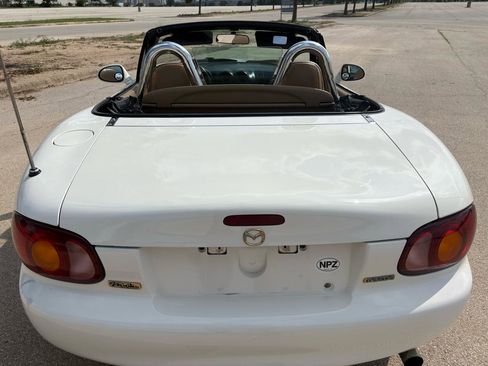 Used 2000 MAZDA MX-5 Miata RWD image 60