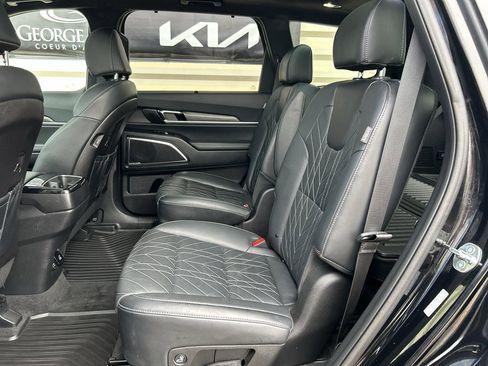 Used 2024 Kia Telluride SX Prestige X-Pro AWD/4WD image 11