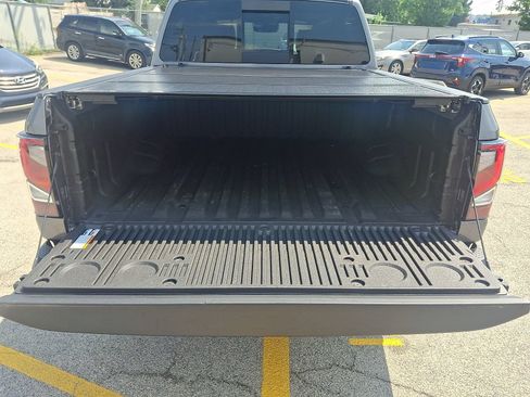 Used 2023 Nissan Titan PRO-4X w/ Pro-4x Convenience Package AWD/4WD image 31