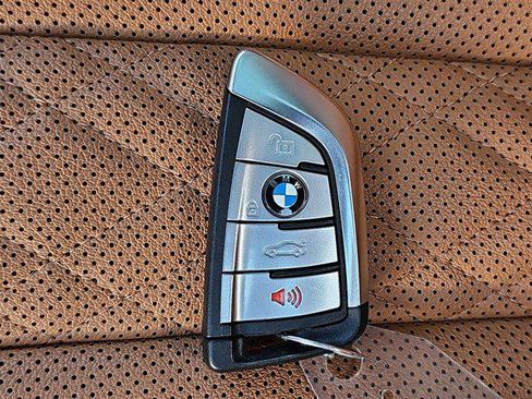 Certified 2023 BMW 530e w/ M Sport Package image 37