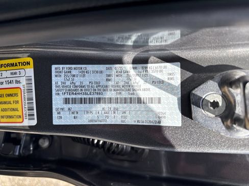 Used 2025 Ford Ranger XLT AWD/4WD image 32