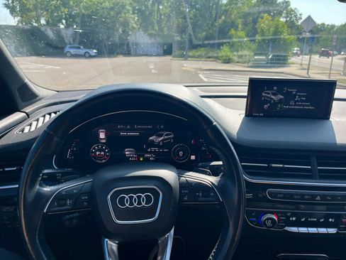 Used 2019 Audi Q7 3.0T Prestige w/ Prestige Package AWD/4WD image 9