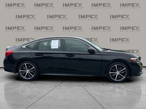 Used 2024 Honda Civic Touring image 6