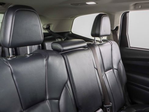 Used 2020 Subaru Ascent Limited w/ Popular Package #2A image 28