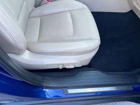 Used 2017 Subaru Outback 2.5i Limited AWD/4WD image 47