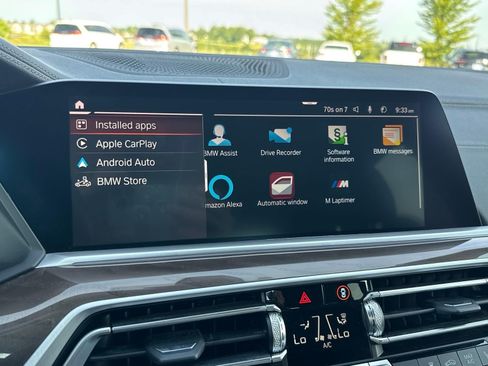 Used 2022 BMW X5 xDrive40i w/ Premium Package AWD/4WD image 16